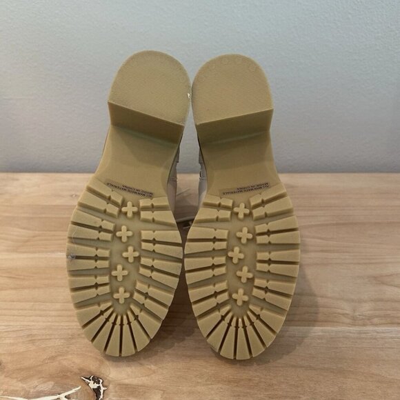 DV Dolce Vita Women's 7.5 Jaycob Combat Heel Platform Boot Ankle Calf Bootie - Picture 5 of 6